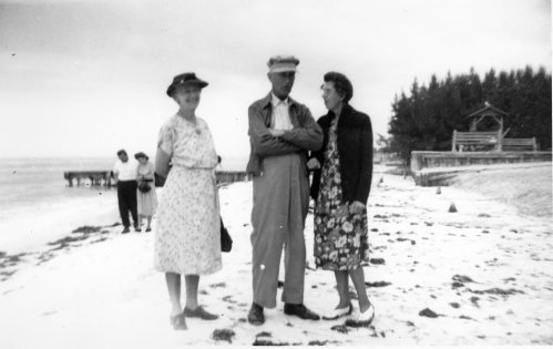 1945+ Fred & Marian Travel10.jpg