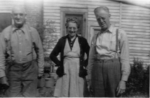 1945+ Fred & Marian Travel12 Fred on left.jpg