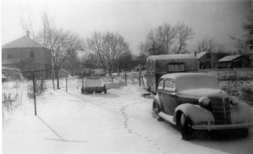 1945+ Fred & Marian Travel19 in Jackson, MI.jpg
