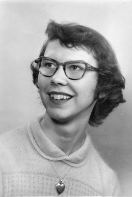 Linda Louise (Whelan).jpg